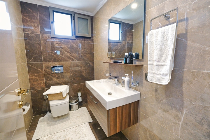 Вилла планировки 3+2 в районе Кемер - Анталия 