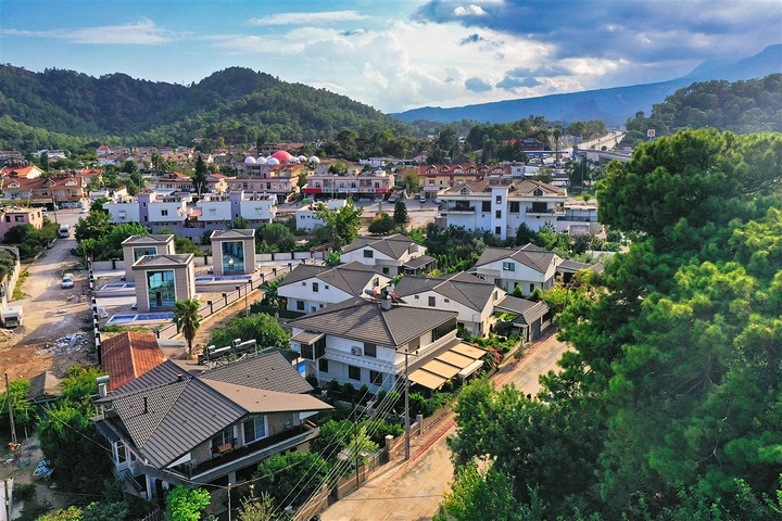 Вилла планировки 3+2 в районе Кемер - Анталия 