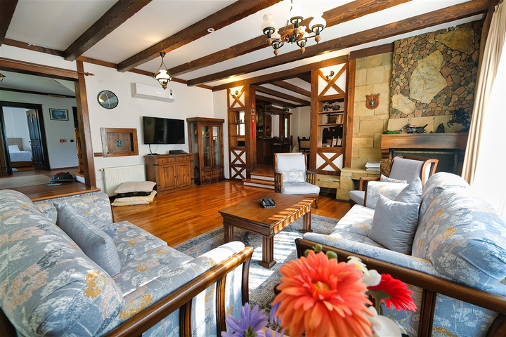 Вилла планировки 6+1 в районе Кемер - Анталия 