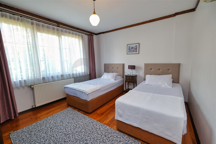 Вилла планировки 6+1 в районе Кемер - Анталия 