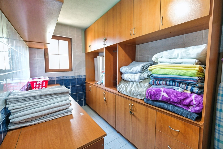 Вилла планировки 6+1 в районе Кемер - Анталия 