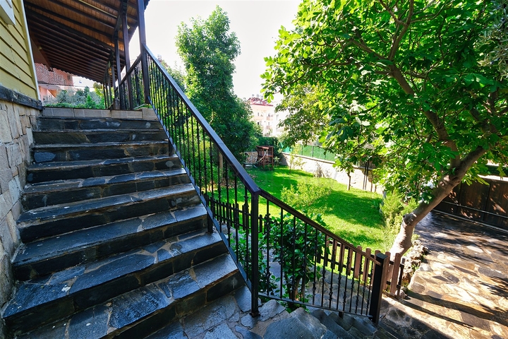 Вилла планировки 6+1 в районе Кемер - Анталия 