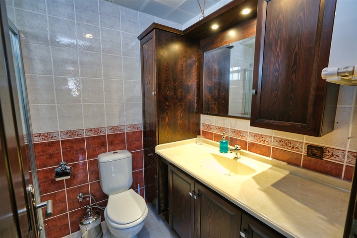 Вилла планировки 6+1 в районе Кемер - Анталия 