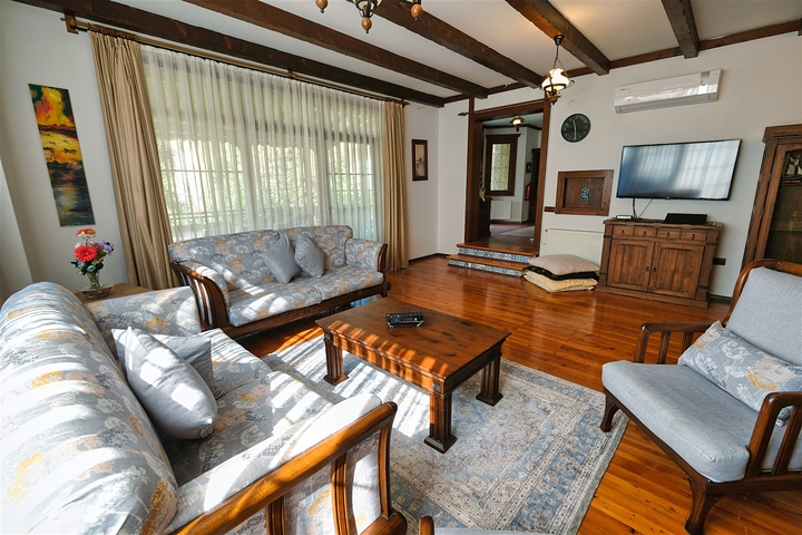 Вилла планировки 6+1 в районе Кемер - Анталия 