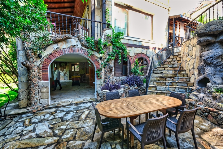 Вилла планировки 6+1 в районе Кемер - Анталия 