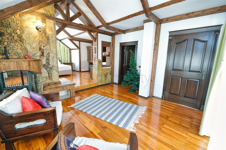 Вилла планировки 6+1 в районе Кемер - Анталия 