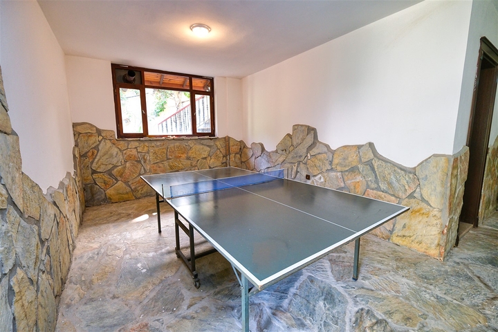 Вилла планировки 6+1 в районе Кемер - Анталия 