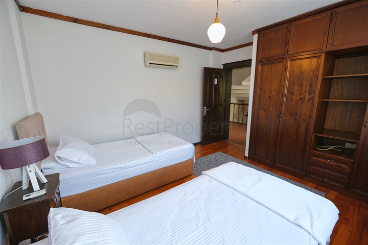 Вилла планировки 6+1 в районе Кемер - Анталия 