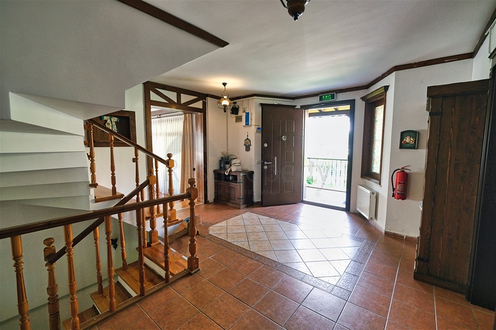 Вилла планировки 6+1 в районе Кемер - Анталия 