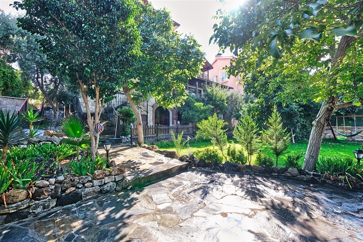 Вилла планировки 6+1 в районе Кемер - Анталия 