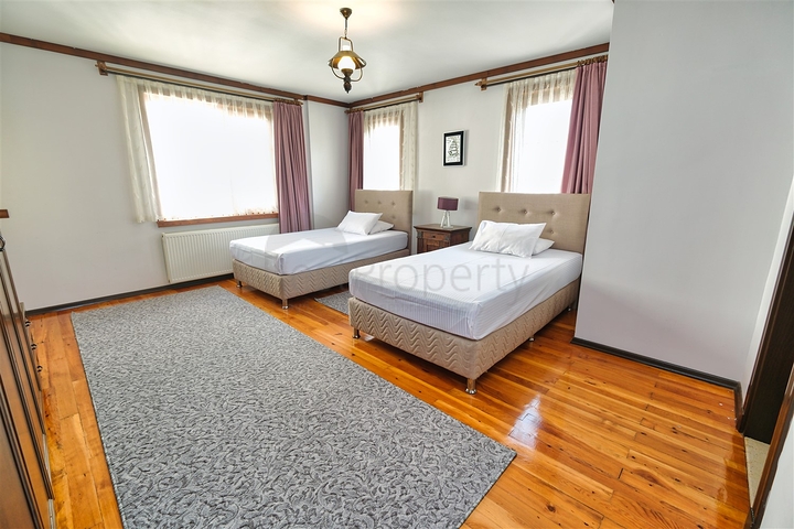 Вилла планировки 6+1 в районе Кемер - Анталия 