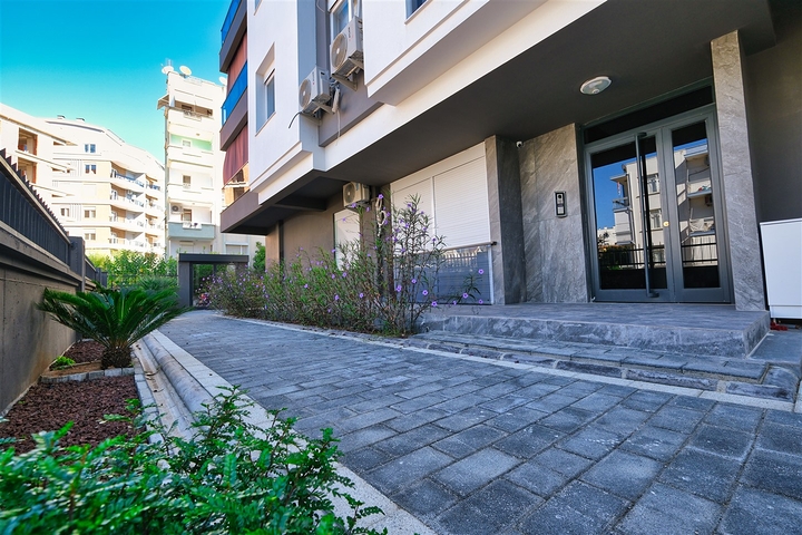 Квартиры планировки 2+1 , 4+1 и 5+1 дуплекс в микрорайоне Синан - Анталия 