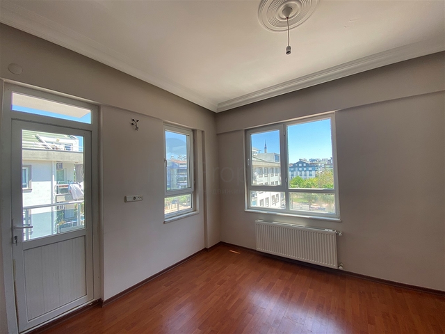 Квартира планировки 4+1 дуплекс в микрорайоне Моллаюсуф - Анталия 