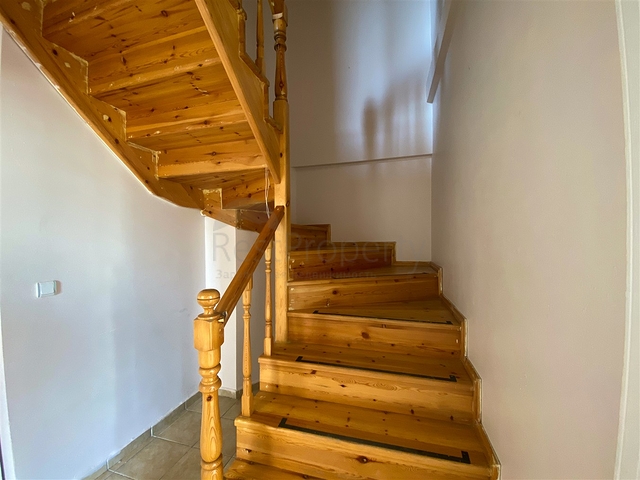 Квартира планировки 4+1 дуплекс в микрорайоне Моллаюсуф - Анталия 