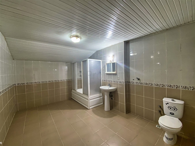 Квартира планировки 4+1 дуплекс в микрорайоне Моллаюсуф - Анталия 