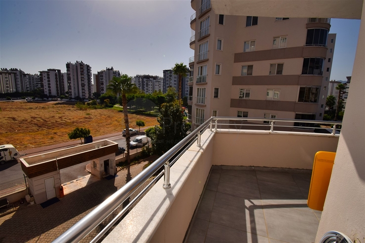 Квартира планировки 3+1 в микрорайоне Унджалы - Анталия 