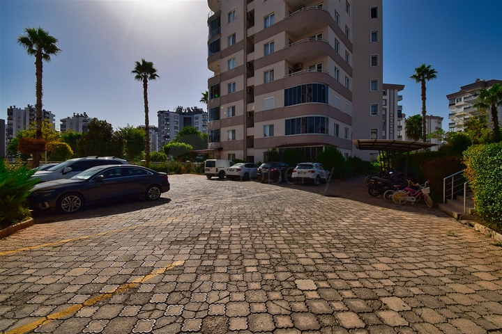 Квартира планировки 3+1 в микрорайоне Унджалы - Анталия 