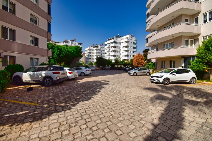 Квартира планировки 3+1 в микрорайоне Унджалы - Анталия 