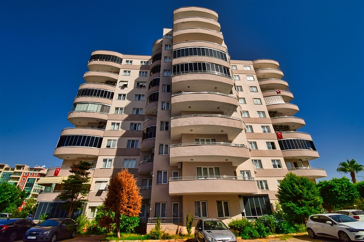 Квартира планировки 3+1 в микрорайоне Унджалы - Анталия 