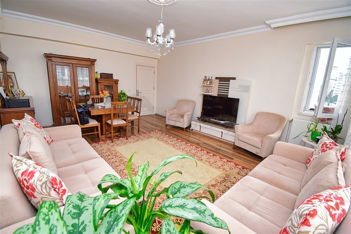 Квартира планировки 3+1 в микрорайоне Унджалы - Анталия 