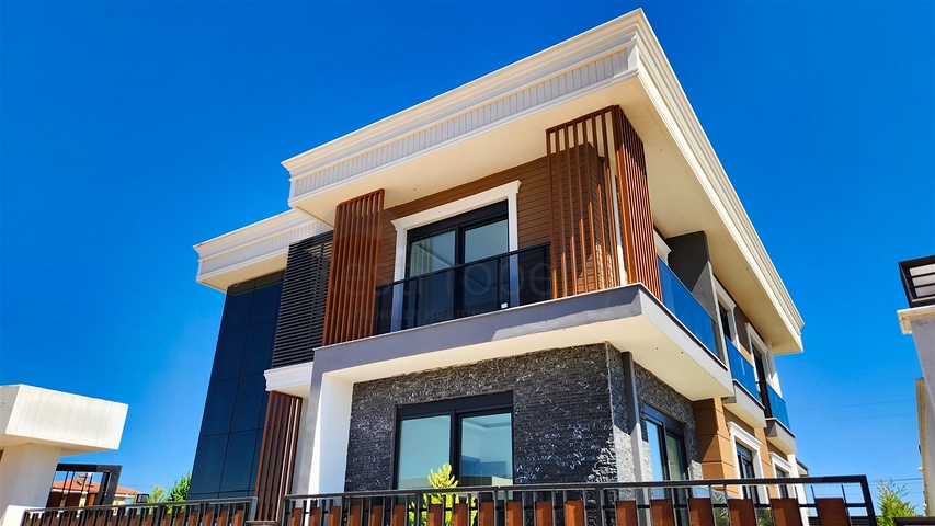 Вилла планировки 4+1 в районе Дошемеалты - Анталия 