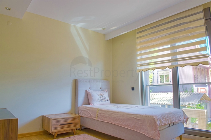 Квартира планировки 4+1 дуплекс в микрорайоне Зюмрют - Анталия 