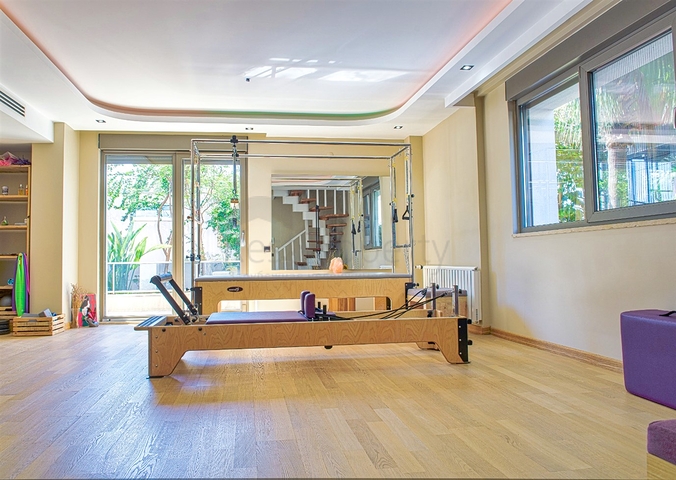 Квартира планировки 4+1 дуплекс в микрорайоне Зюмрют - Анталия 