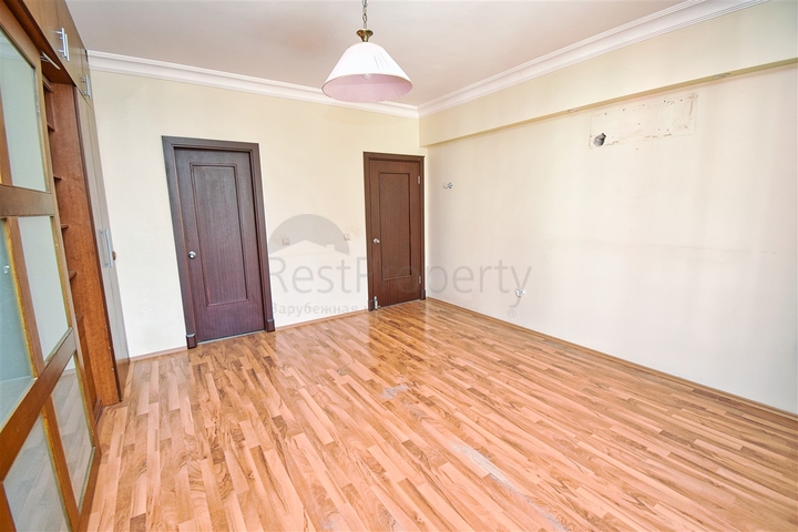 Квартира планировки 4+1 в микрорайоне Улуч - Анталия 