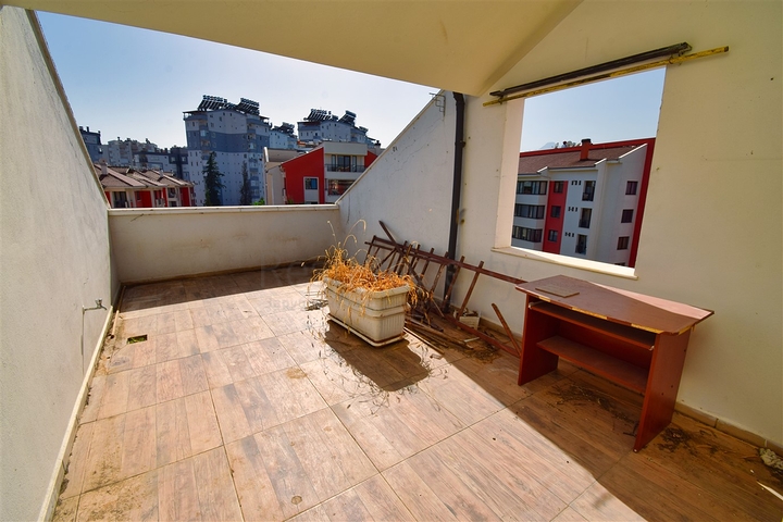 Квартира планировки 4+1 в микрорайоне Улуч - Анталия 