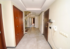 Квартира планировки 4+1 в микрорайоне Улуч - Анталия 