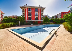 Квартира планировки 4+1 в микрорайоне Улуч - Анталия 