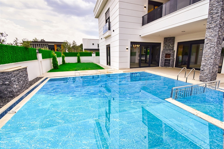 Вилла планировки 5+1 в районе Дошемеалты - Анталия 