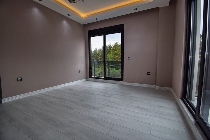 Вилла планировки 5+1 в районе Дошемеалты - Анталия 