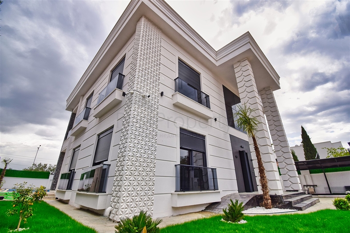 Вилла планировки 5+1 в районе Дошемеалты - Анталия 