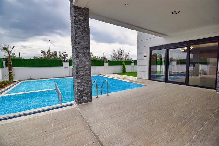 Вилла планировки 5+1 в районе Дошемеалты - Анталия 