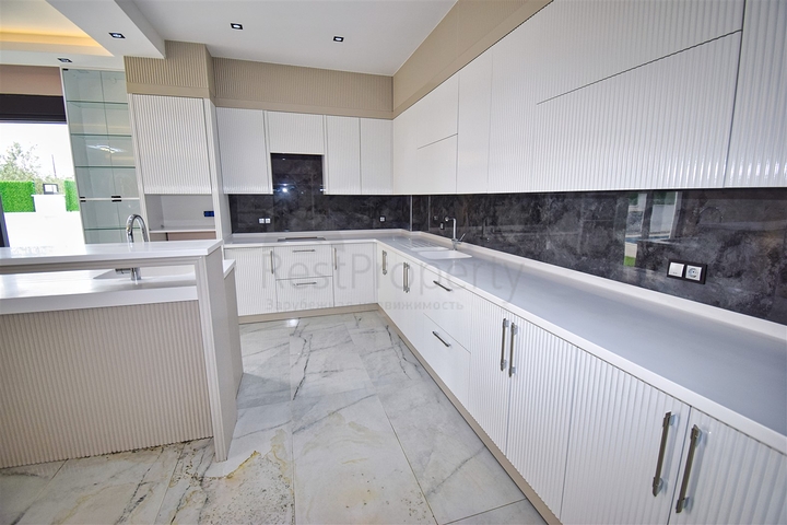 Вилла планировки 5+1 в районе Дошемеалты - Анталия 