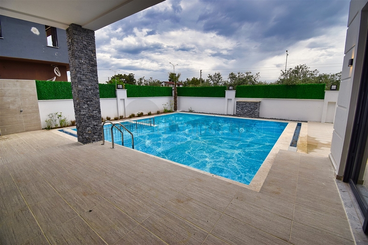 Вилла планировки 5+1 в районе Дошемеалты - Анталия 