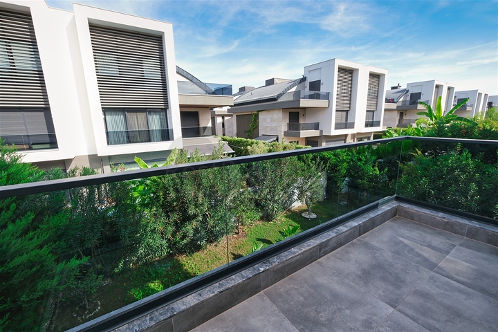 Вилла планировки 5+1 в микрорайоне Моллаюсуф - Анталия 