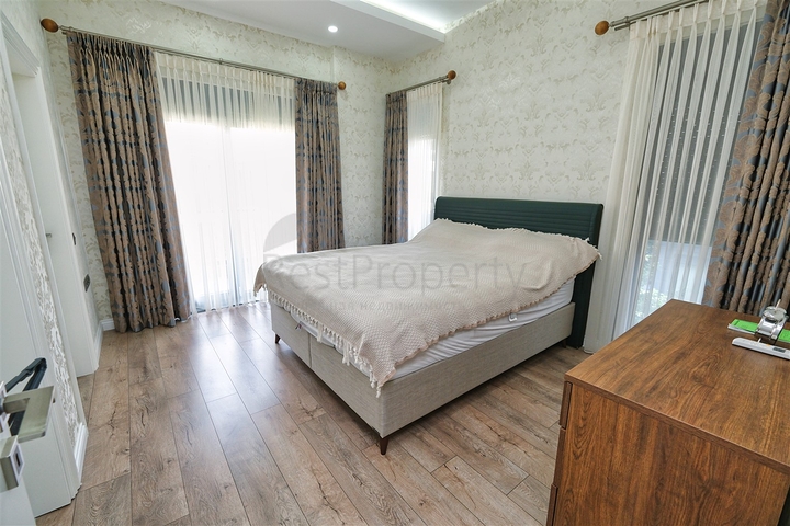 Вилла планировки 5+1 в микрорайоне Моллаюсуф - Анталия 