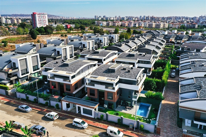 Вилла планировки 5+1 в микрорайоне Моллаюсуф - Анталия 