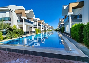 Вилла планировки 5+1 в районе Дошемеалты - Анталия 