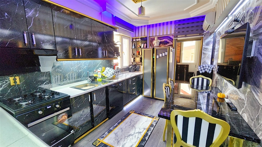 Квартира планировки 3+1 в микрорайоне Торослар - Анталия 