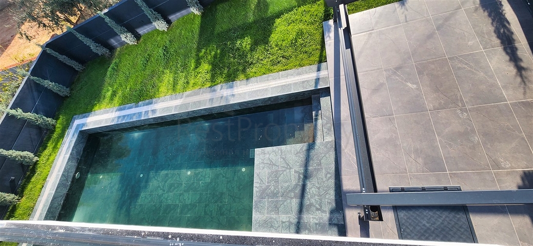 Вилла планировки 5+2 в микрорайоне Эрменек - Анталия 