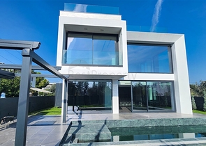 Вилла планировки 5+2 в микрорайоне Эрменек - Анталия 