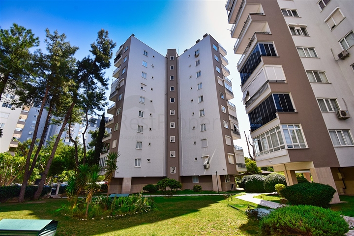 Квартира планировки 3+1 в микрорайоне Алтынкум - Анталия 