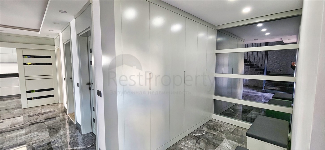 Вилла планировки 5+1 в микрорайоне Гюзельоба - Анталия 