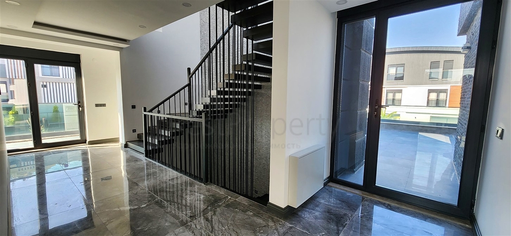 Вилла планировки 5+1 в микрорайоне Гюзельоба - Анталия 