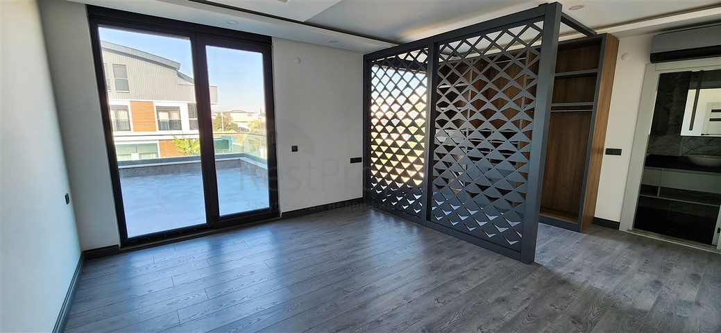 Вилла планировки 5+1 в микрорайоне Гюзельоба - Анталия 