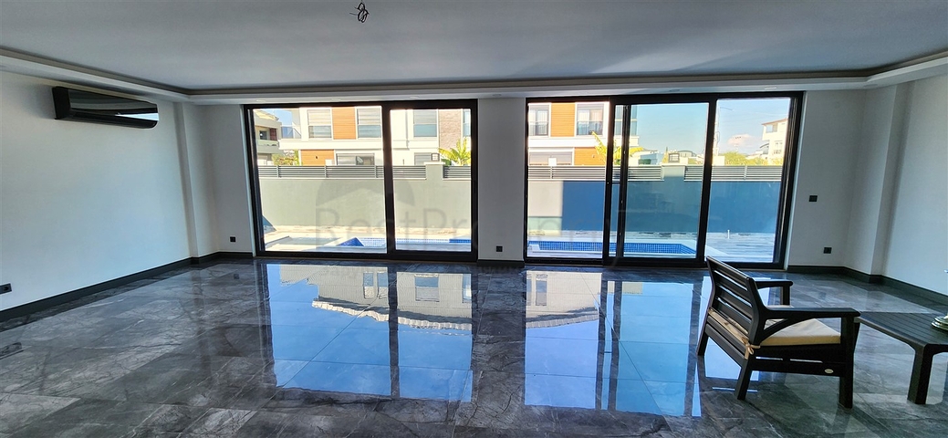 Вилла планировки 5+1 в микрорайоне Гюзельоба - Анталия 