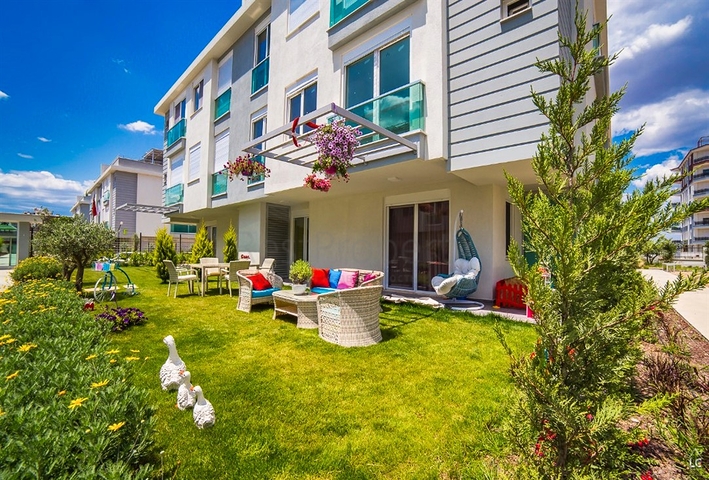 Квартира планировки 2+1 в микрорайоне Алтынова - Анталия 